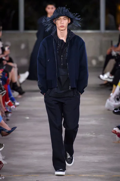 Look 57